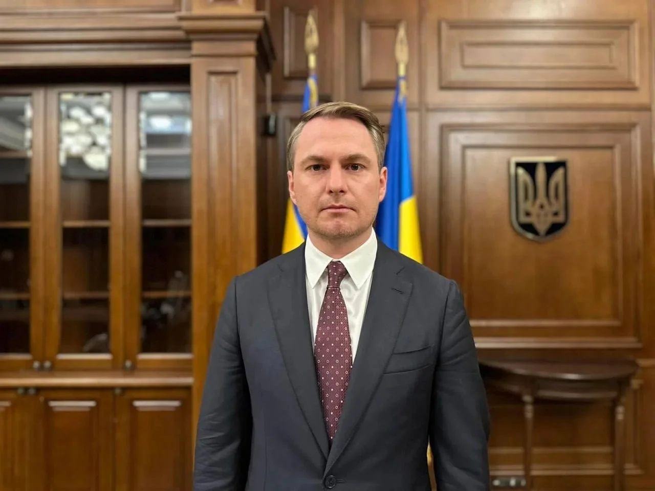 Генпрокурор Украины тайно уехал в Польшу — что известно о деле с валютой