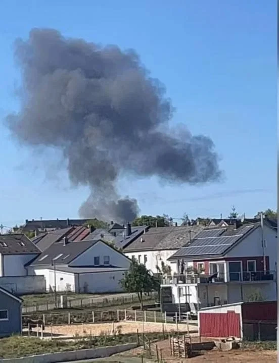 Военный самолет разбился рядом с американской базой Шпангдалем в Германии
