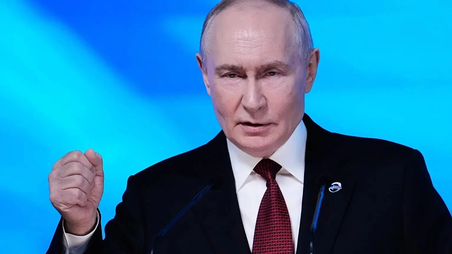 Обложка материала: Владимиру Путину сегодня исполняется 74 года