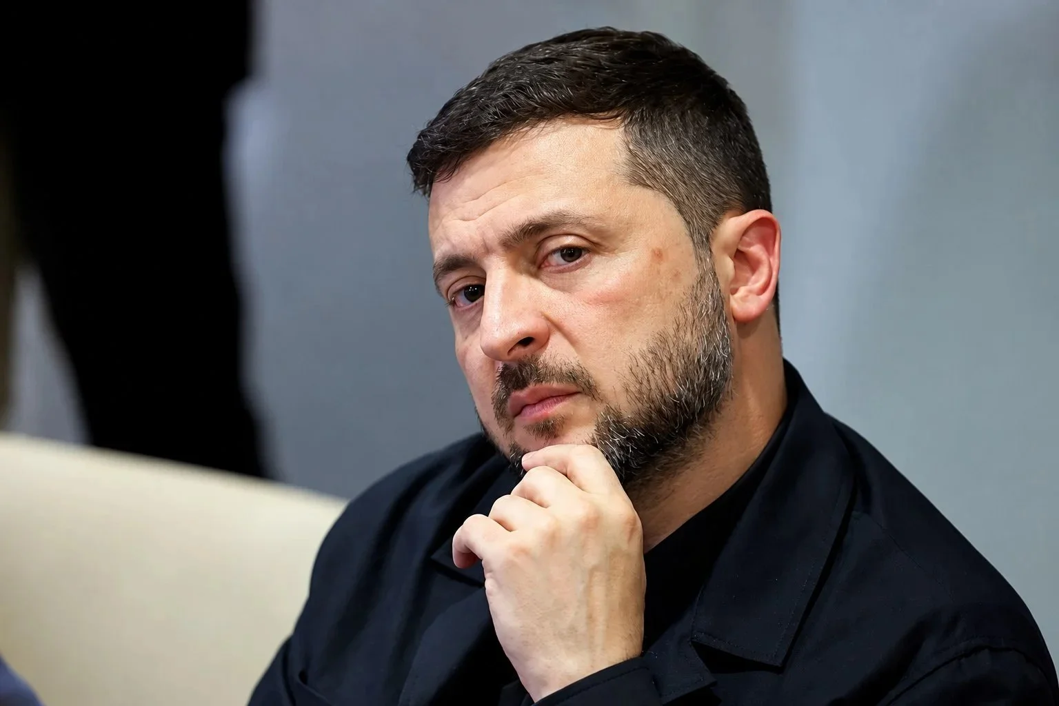 Зеленский назвал обсуждение выборов в Украине поддержкой Путина